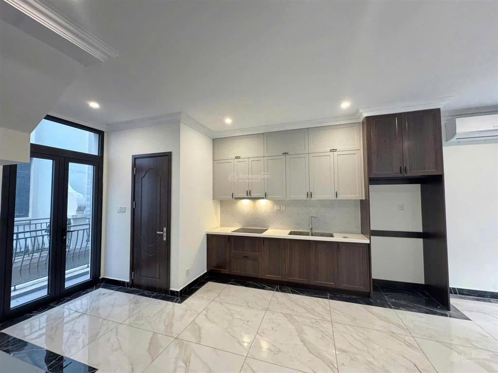 Sao biển 55m2  hoàn thiện 5 tầng  8,2 tỉ thu về  sẵn sổ