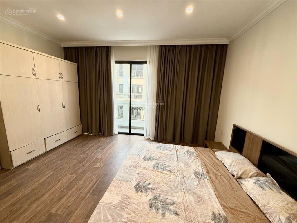 San hô 60m²  tây bắc  hoàn thiện 5 tầng  có sổ đỏ  thu về 9.6 tỉ