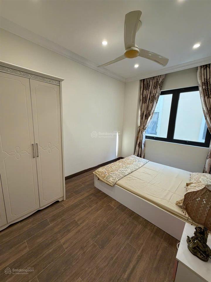 San hô 60m²  tây bắc  hoàn thiện 5 tầng  có sổ đỏ  thu về 9.6 tỉ
