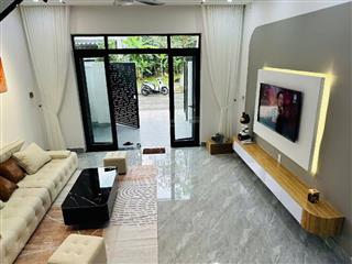 Siêu phẩm nhà 2 tầng mới keng  xách vali vào ở ngay