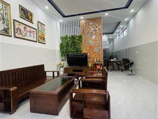 Nhà đẹpđường 7.5mgần chợ hòa cầm, ở ngay