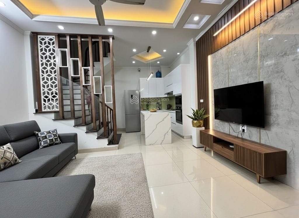 Bán nhà mỹ đình 33mx5tầng  ngõ nông  oto đỗ gần  kinh doanh đỉnh