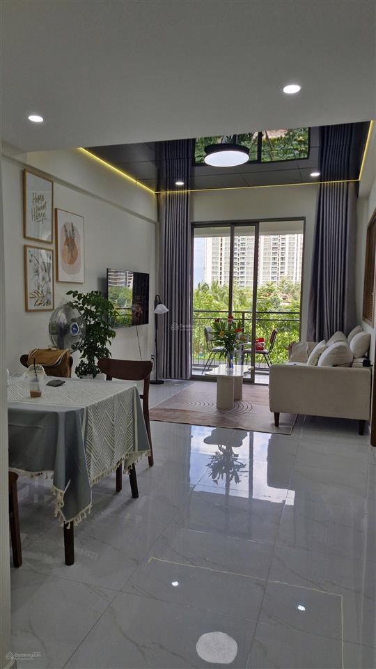 Chỉ 5,1 tỷ sở hữu căn 65m saigon south residences sẵn sổ hồng!