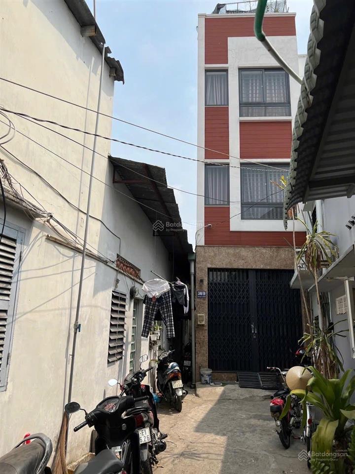 Chính chủ bán đất 85m2. tặng dãy trọ 6 phòng. đc 500/ lê đức thọ, p17, gv. dt 4 x 20m nở hậu