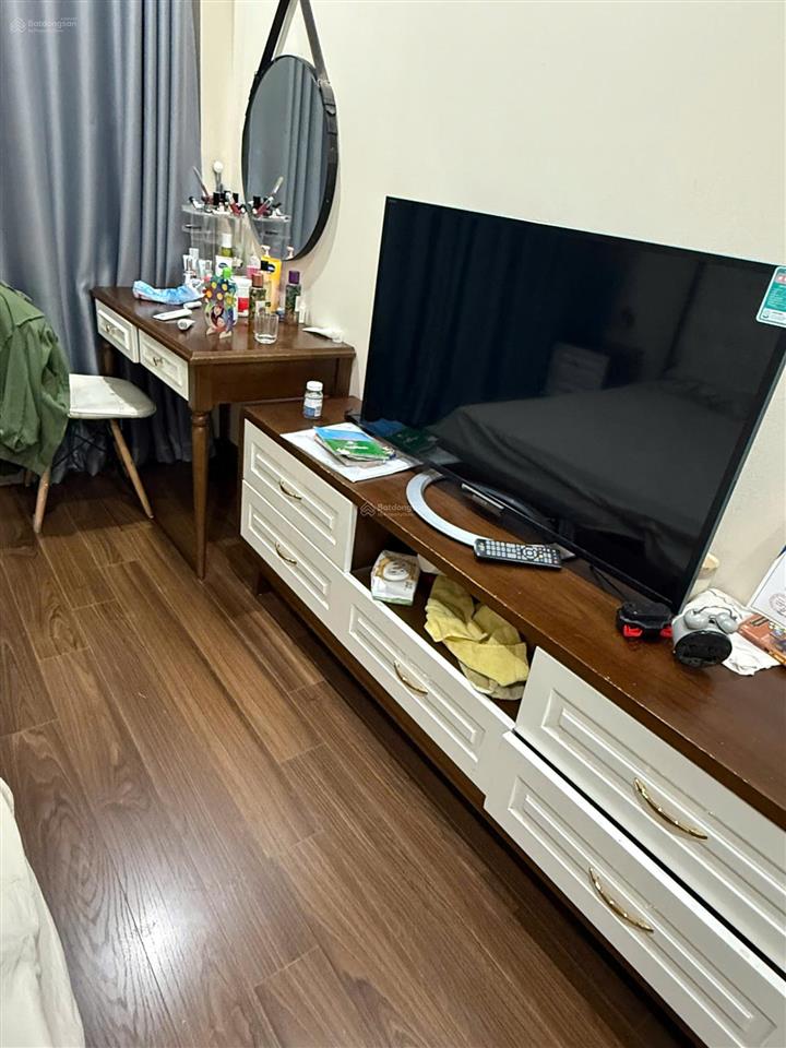 Cho thuê nhà phân lô 4 tầng, 53m2 gần c.a phường kiến hưng, hà đông