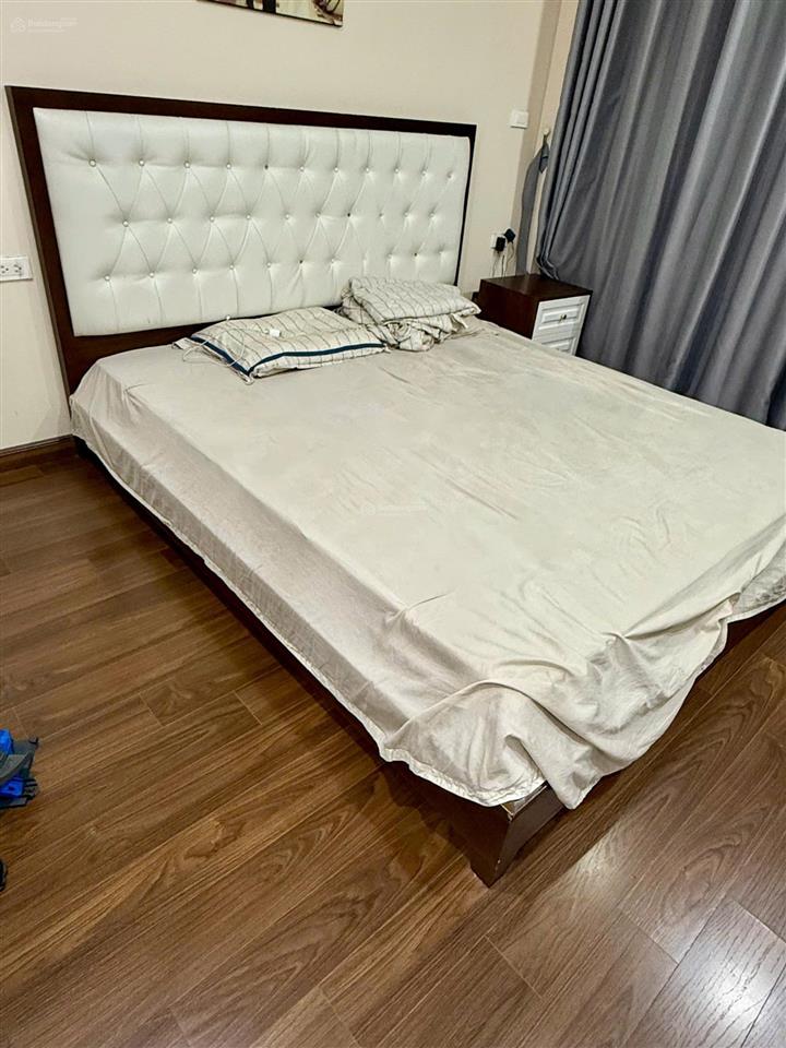 Cho thuê nhà phân lô 4 tầng, 53m2 gần c.a phường kiến hưng, hà đông