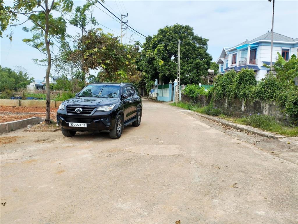 Đất sóc sơn siêu đẹp 985 triệu đường thông 2 ô tô tránh