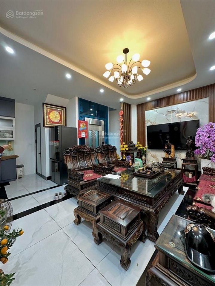 Hàng hiếm dân xây phố lò đúc hai bà trưng, 40m2 5t thang máy ô tô  full nội thất  15 tỷ