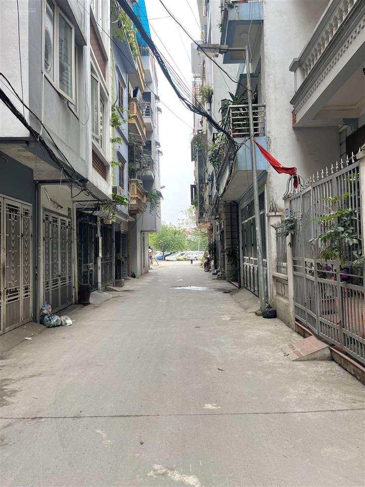 18 tỷ  hàng f0  phân lô q.hoàng mai vĩnh hưng  68m2  6t  thang máy  ô tô tránh  giá tốt