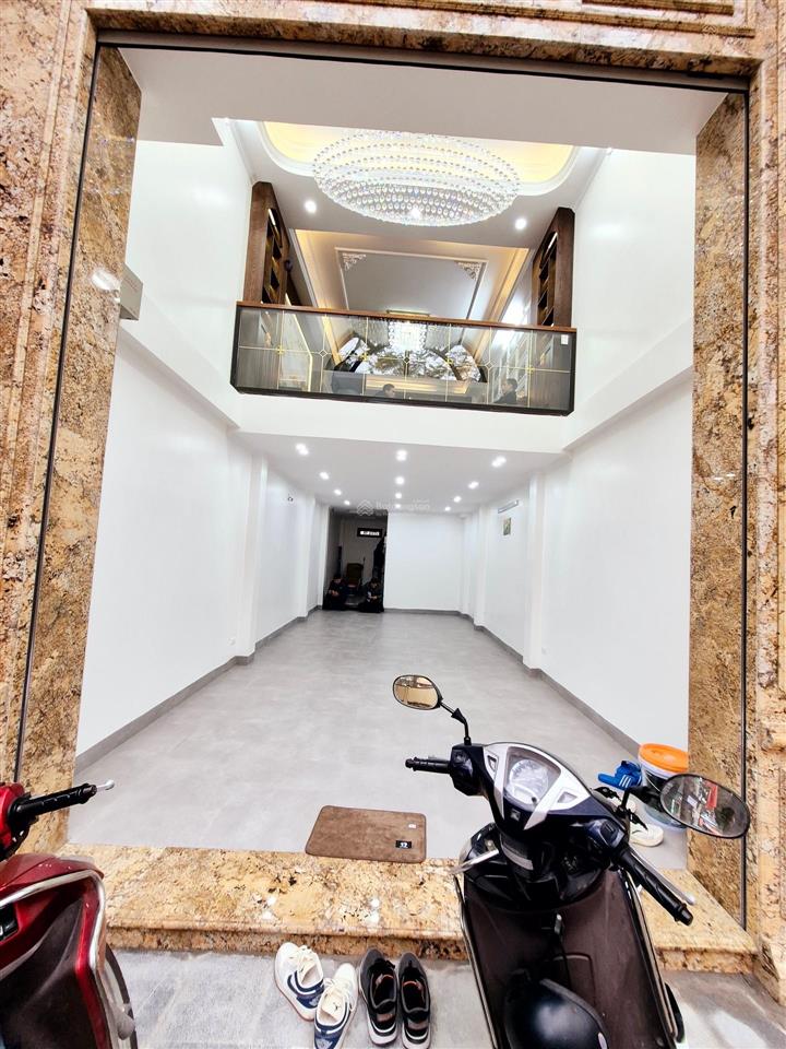 Bán nhà phố minh khai hbt, đường rộng ô tô tránh, 52m2, 7 tầng thang máy, ở và kinh doanh, 19.5 tỷ