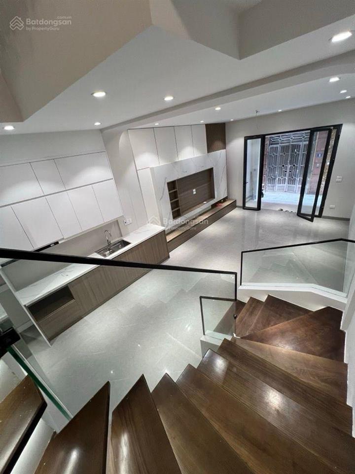 Võ thị sáu  hai bà trưng, 55m2 5t nội thất long lanh, ngõ ba gác thoáng gần ô tô, chỉ hơn 11 tỷ