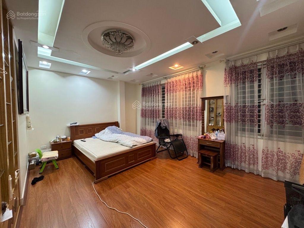 Bán nhà ngõ 40 tạ quang bửu  bách khoa, hbt, 60m2 lô góc vỉa hè ô tô tránh đỗ, view thoáng, 20 tỷ