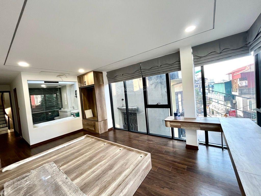 Minh khai  hai bà trưng  40m2 xây mới thang máy  lô góc  ô tô gần  9 tỷ