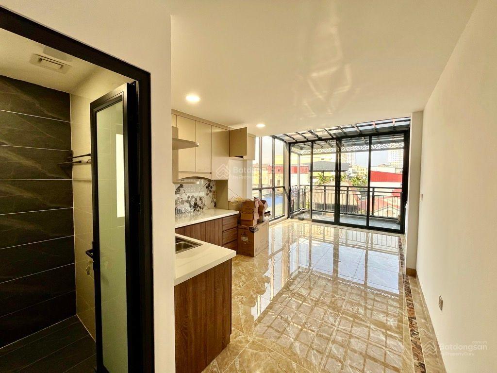 Minh khai  hai bà trưng  40m2 xây mới thang máy  lô góc  ô tô gần  9 tỷ