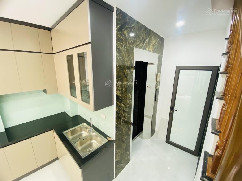 Bán nhà trương định giáp bát  43m2 5t  xây mới  lô góc, thang máy, ô tô đỗ gần  chỉ 8 tỷ hơn