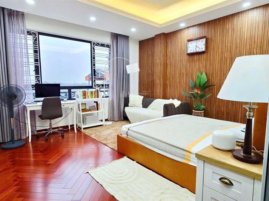 Hàng hiếm giá đầu tư  lô góc 1 nhà ra mặt đường đôi phố tân mai hoàng mai  52m2  250tr/m
