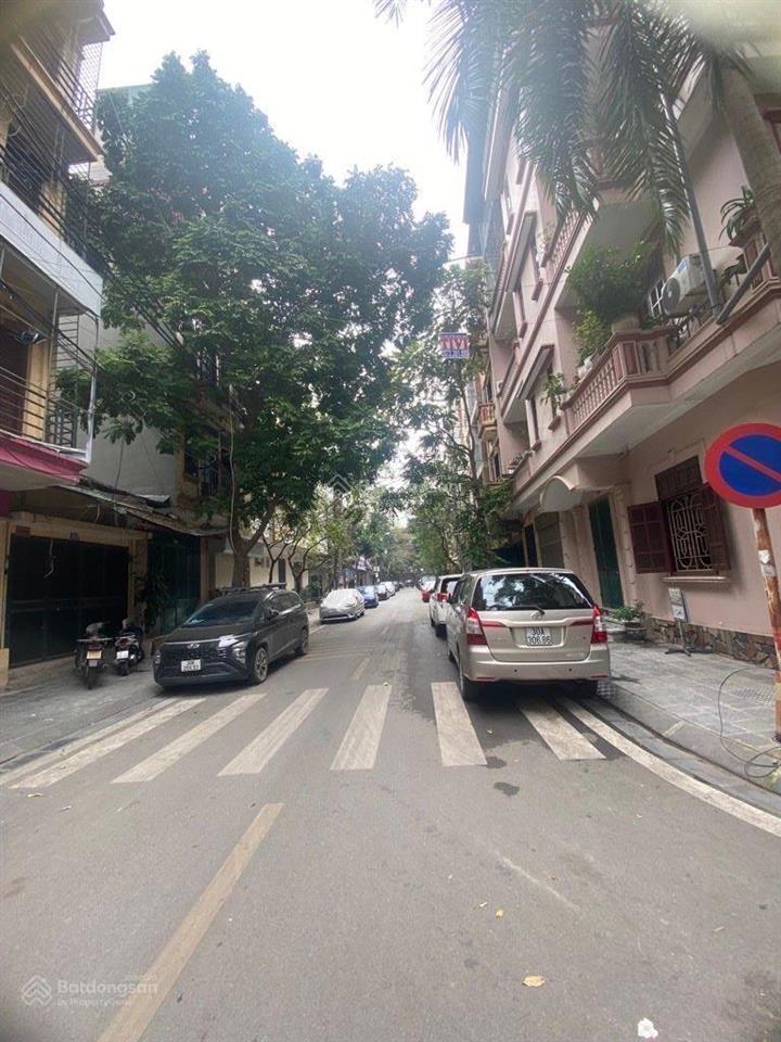 Hàng hiếm phố lò đúc  hai bà trưng  60m2  ô tô vỉa hè kinh doanh sát mặt phố. 25 tỷ