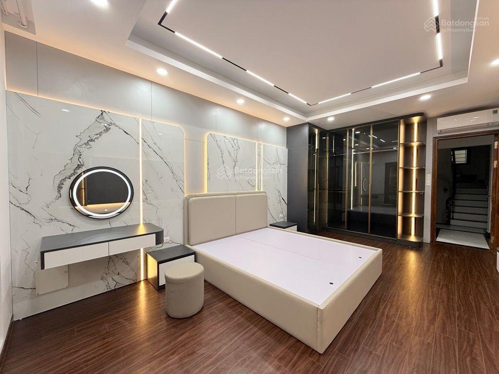 Phân lô kđt đền lừ cạnh hồ cạnh công viên  56m2 7t  thang máy  ô tô  19 tỷ