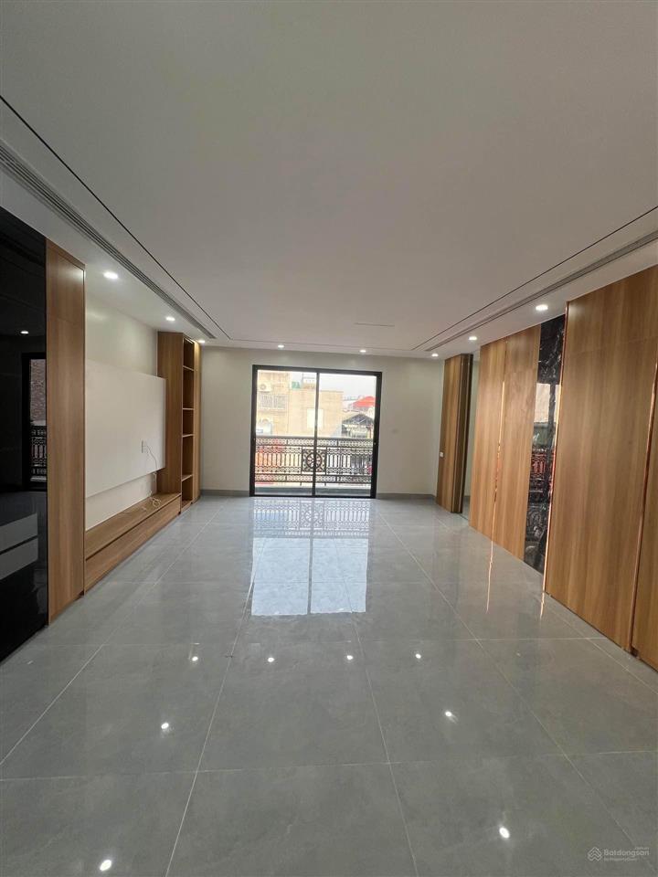 Kim đồng hoàng mai  phân lô vỉa hè kinh doanh  60m² 7t  thang máy  19,5 tỷ