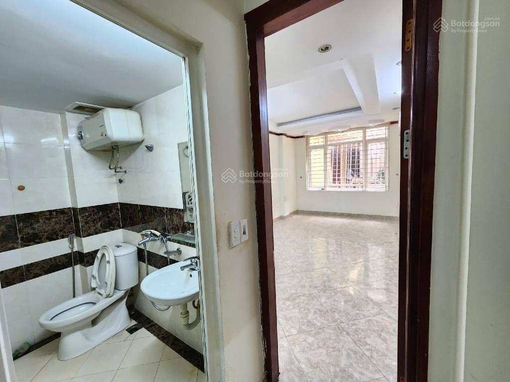7 tỷ  giá tốt nhất khu vực  tân mai, đền lừ  35m2 5 tầng 3pn rộng  ô tô đỗ cổng