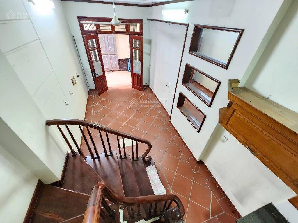 7 tỷ  giá tốt nhất khu vực  tân mai, đền lừ  35m2 5 tầng 3pn rộng  ô tô đỗ cổng