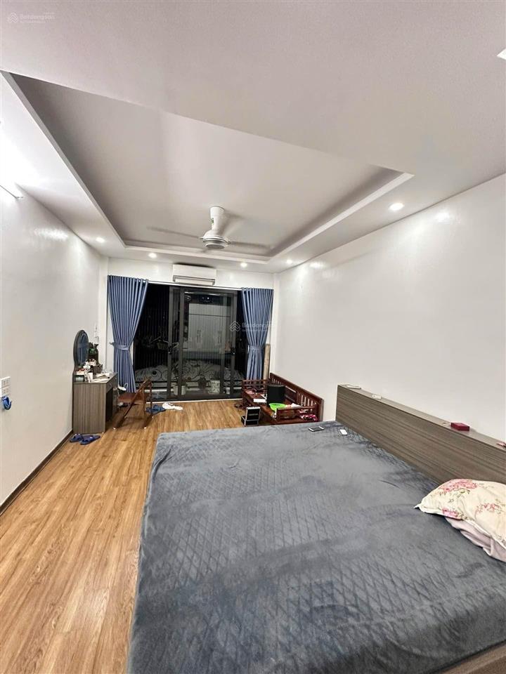 Bán nhà ngõ 147 tân mai  phân lô ô tô  52m2 6 tầng thang máy  nội thất xịn  14.2 tỷ