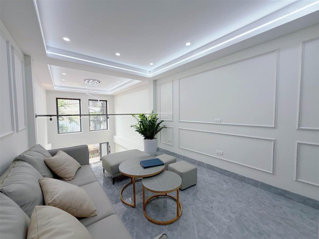 Dương văn bé hai bà trưng  45m2  6t  thang máy  gara ô tô 7 chỗ  15.8 tỷ