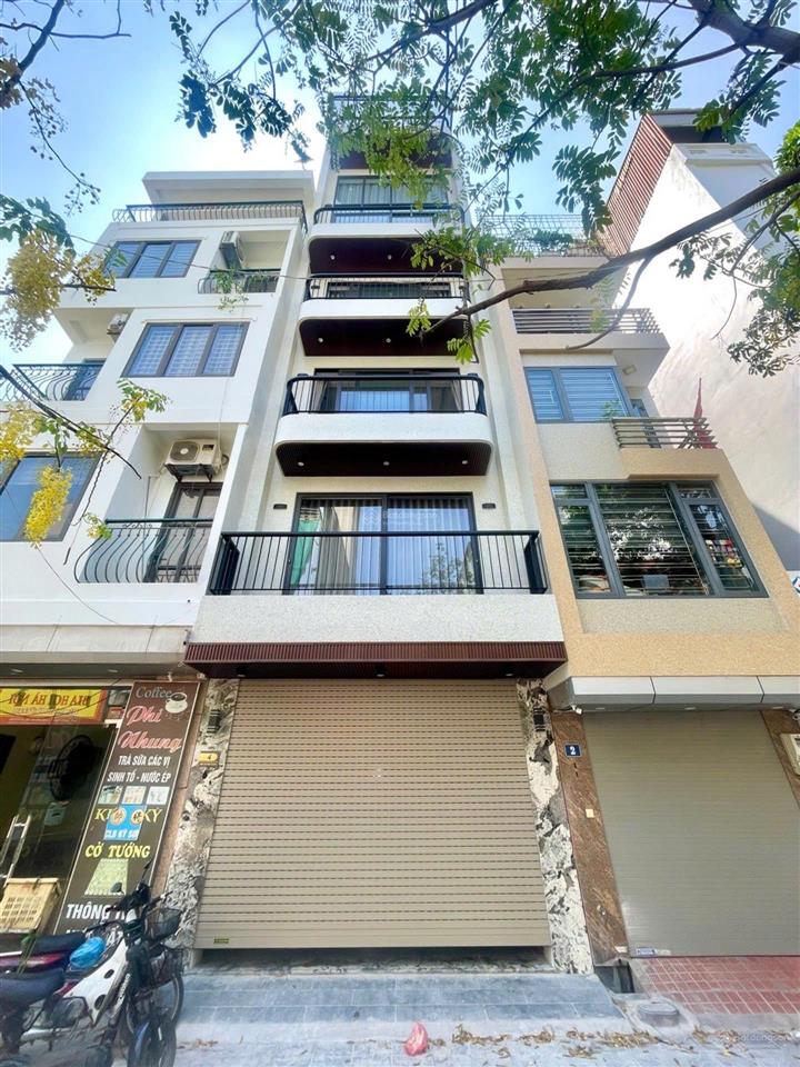 Hàng hiếm hai bà trưng, 60m2  7 tầng thang máy, ô tô tránh, vỉa hè rộng, 22 tỷ