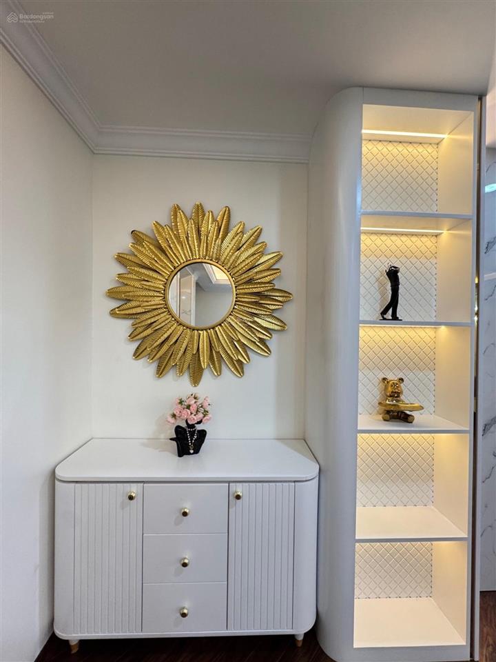 Siêu phẩm 1 nhà ra mặt phố tam trinh, 85m2 x 8t  thang máy  ô tô tránh  mặt tiền 5.5m  28 tỷ