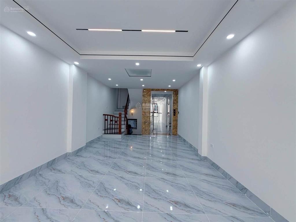 Bán nhà phân lô phố tân mai  đền lừ, 48m2 7 tầng gara ô tô tránh, giá 15,6 tỷ