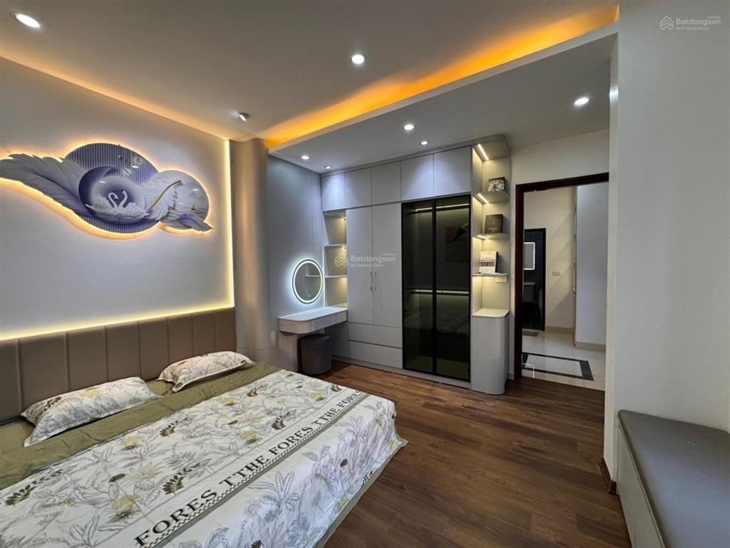 Phân lô kim đồng  46m2 5 tầng lô góc  mặt tiền rộng  full nội thất  9,95 tỷ