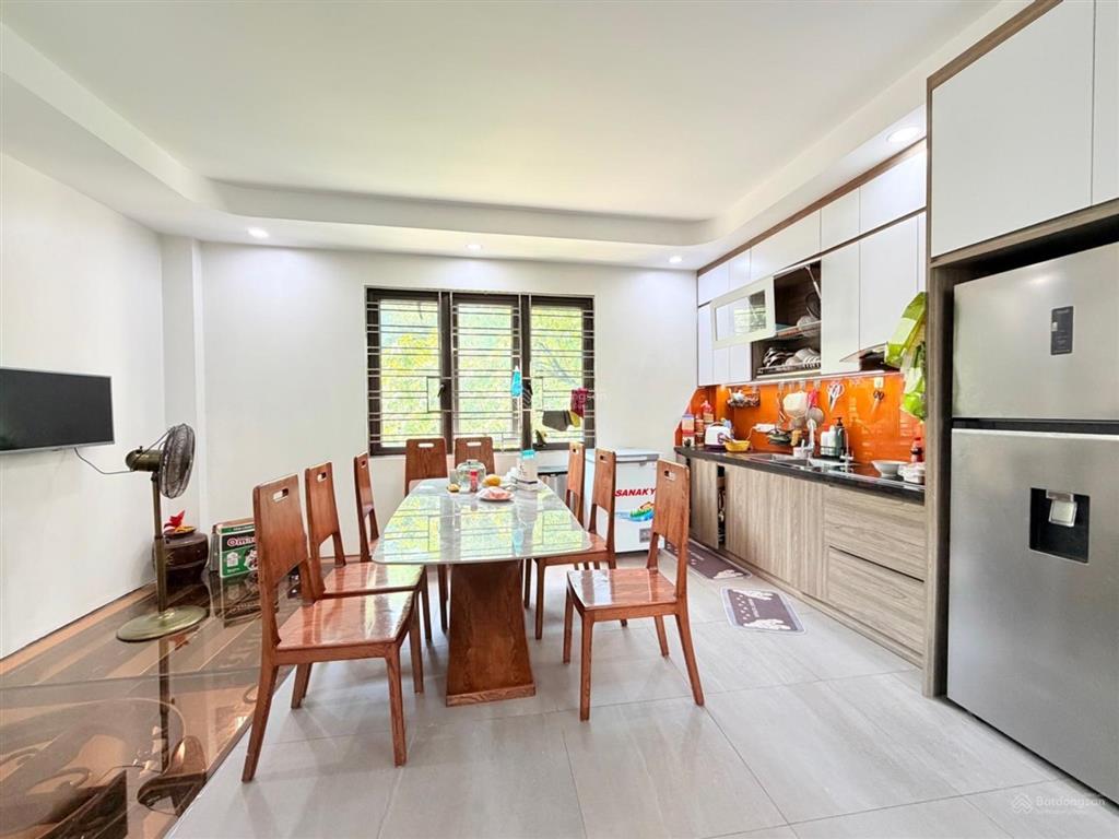 Phân lô nguyễn văn trỗi thanh xuân, dt 40m2 7t thang máy, nhà 2 mặt ngõ 3 thoáng, ô tô, nhỉnh 14 tỷ