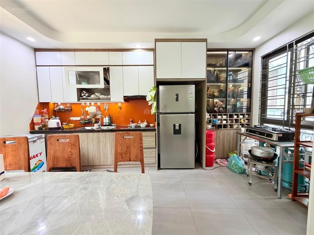 Phân lô nguyễn văn trỗi thanh xuân, dt 40m2 7t thang máy, nhà 2 mặt ngõ 3 thoáng, ô tô, nhỉnh 14 tỷ