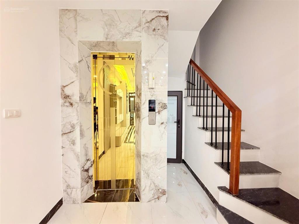 Bán nhà trương định bạch mai  nhà dân xây mới độc lập  dt 35m2 6 tầng thang máy full đồ  8.5 tỷ