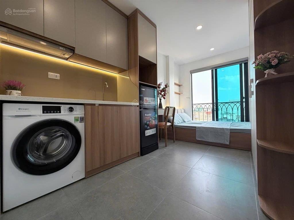 Tòa nhà 8 tầng kđt đền lừ  55m2 xây mới thang máy  dòng tiền 70tr/tháng  giá 13.5 tỷ