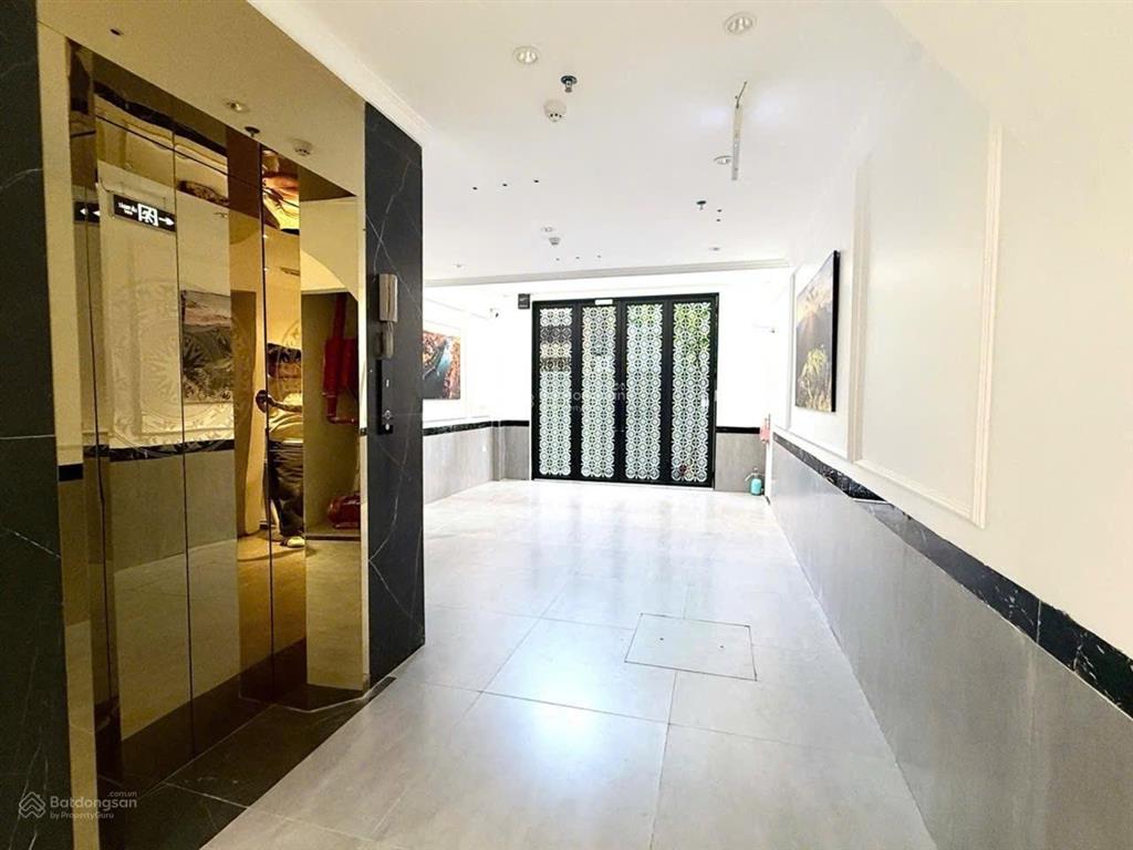 Tòa nhà 8 tầng kđt đền lừ  55m2 xây mới thang máy  dòng tiền 70tr/tháng  giá 13.5 tỷ