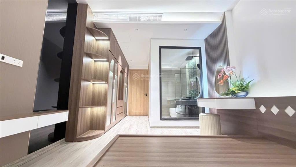 Trần đại nghĩa đồng tâm hbt, 42m2 6t thang máy, dân xây tâm huyết, 3 bước ra tới mặt phố, 12.4 tỷ