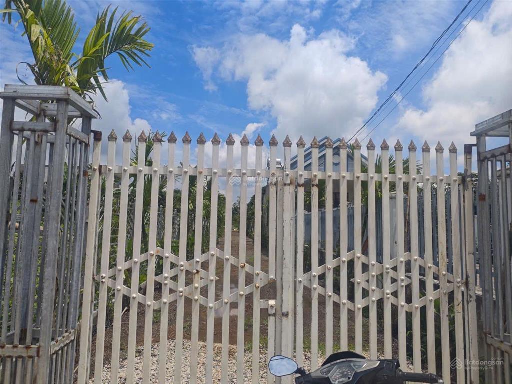 Đất ngãi giao diện tích 3.355,2m đã có 80m thổ cư, giá 11 tỷ  thương lượng