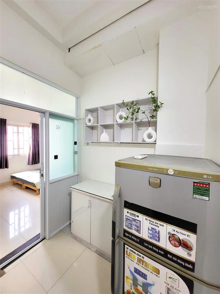 Cho thuê cc mini 1pn, 1wc, 30m2, giá ưu đãi 5,5 triệu tại lê hồng phong, p 1, q10, hcm