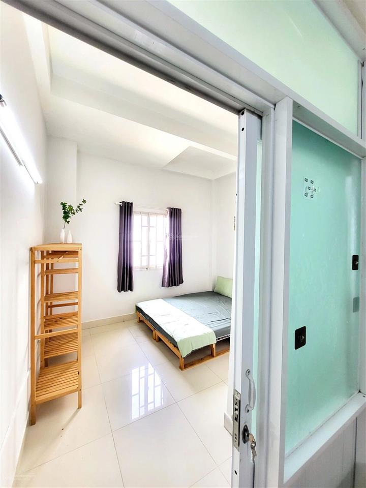 Cho thuê cc mini 1pn, 1wc, 30m2, giá ưu đãi 5,5 triệu tại lê hồng phong, p 1, q10, hcm
