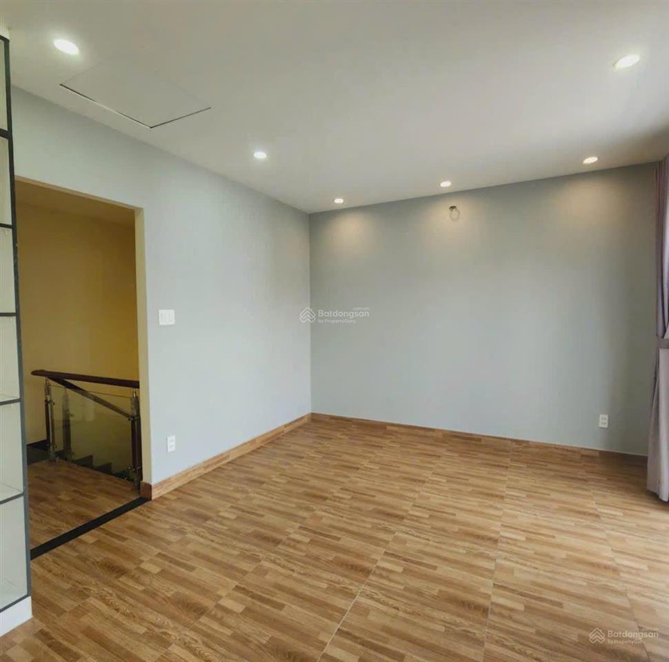 Nhà 1trệt 1lầu hẻm 150 đỗ xuân hợp