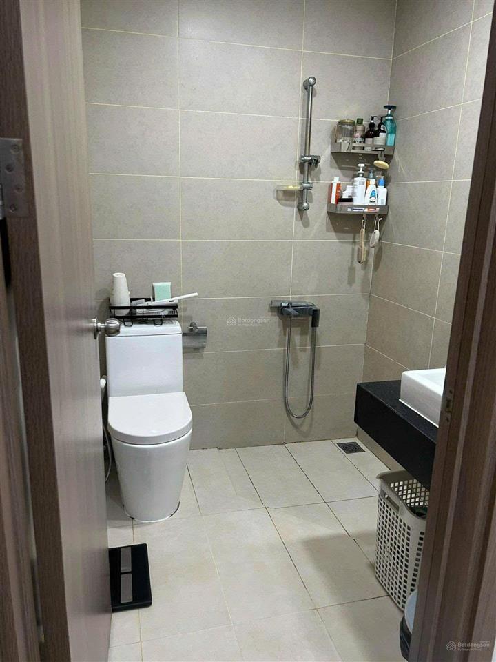 Ngộp bank bán gấp cc moonlight residences (thủ đức) giá 2tỷ300 70m2  bao sổ hồng sang tên sang sổ