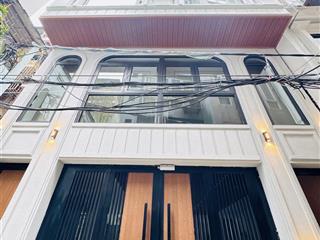 Bán tòa apartment cao cấp đội cấn 85m 8 tầng thang máy mt 5.8m 18 phòng full đồ đẳng cấp