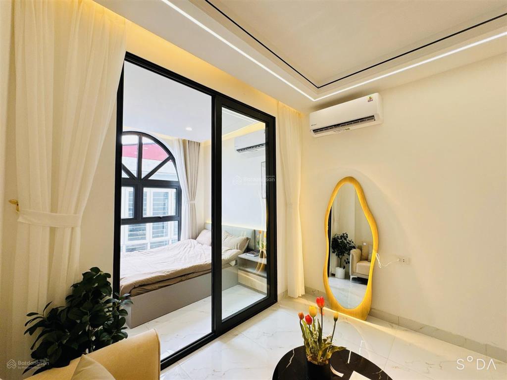 Bán tòa apartment cao cấp đội cấn 85m 8 tầng thang máy mt 5.8m 18 phòng full đồ đẳng cấp