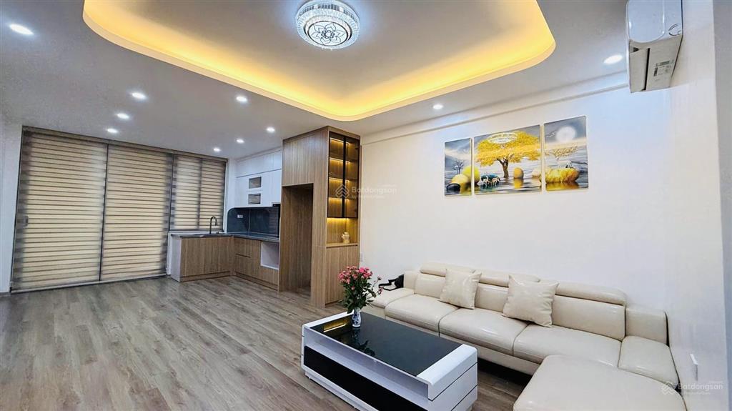 Bán căn hộ nam trung yên tặng full nội thất hiện đại. lô góc 2 ngủ sổ đỏ chính chủ lâu dài