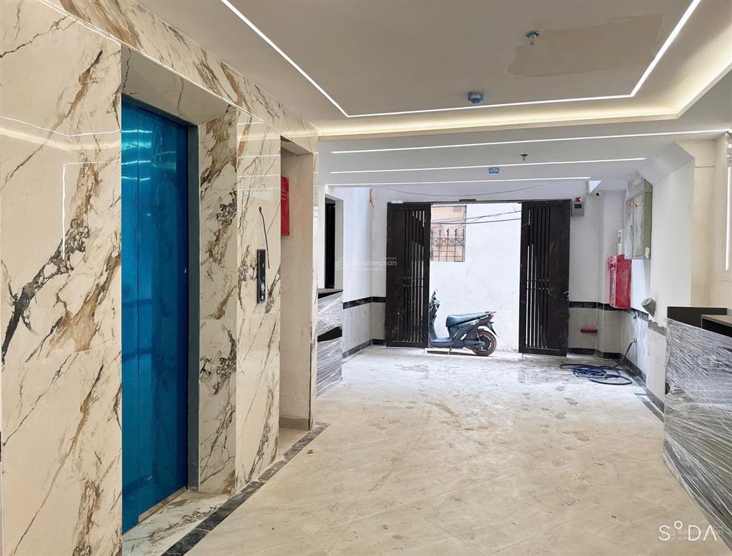 Cực đỉnh tòa dòng tiền nguyễn ngọc vũ 30m ra ô tô 17 phòng full đồ  60m 6 tầng thang máy