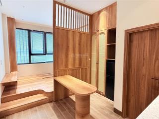 Toà dòng tiền yên hoà 48m 6 tầng thang máy 30m thẳng ra phố 10 căn hộ decor phong cách nhật bản