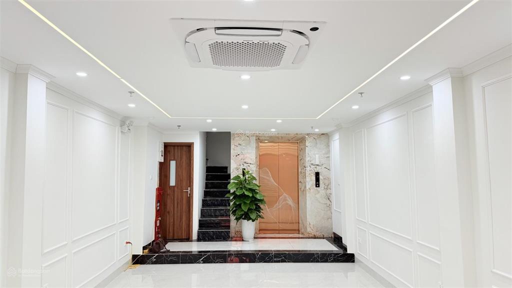 Siêu phẩm 7 tầng thang máy ô tô tránh kinh doanh phố thái hà 45m2 xây mới tặng nội thất hiện đại