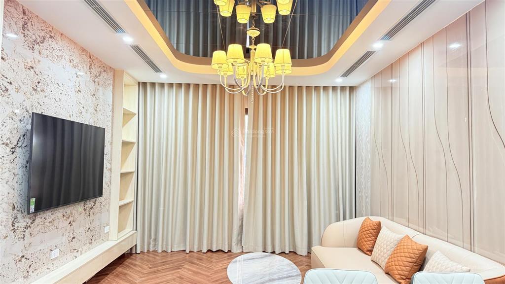 Siêu phẩm 7 tầng thang máy ô tô tránh kinh doanh phố thái hà 45m2 xây mới tặng nội thất hiện đại