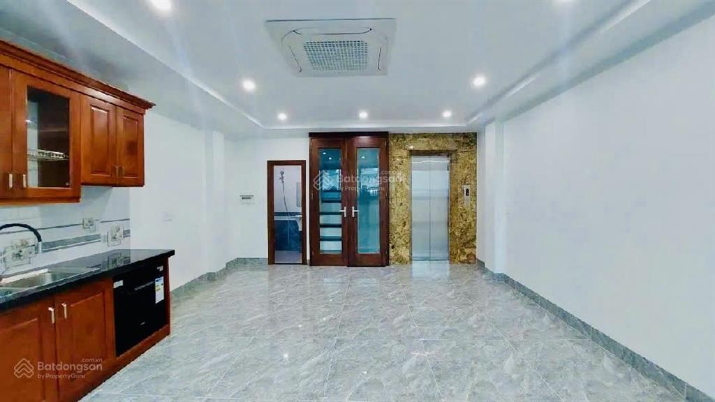 Bán nhà 7 tầng thang máy ô tô vào nhà, 10m ra mặt phố, 50m ra ga metro hồ tùng mậu không dính qh